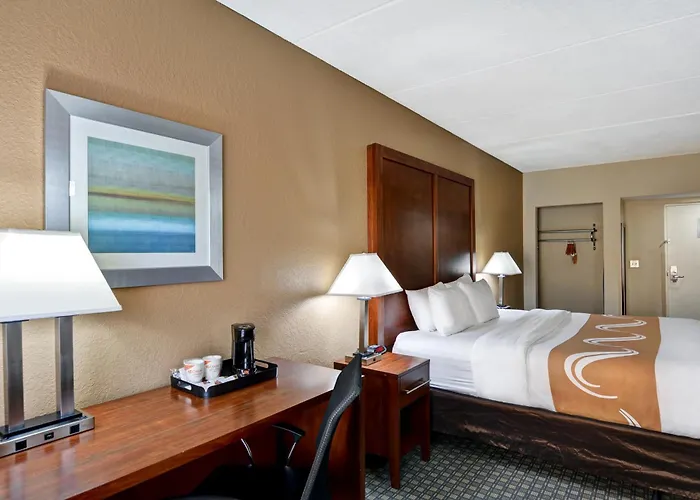 Quality Inn & Suites Heritage Park